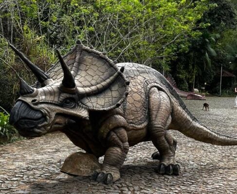 Exposição "Parque dos Dinossauros" terá retirada prévia de ingressos; saiba como!