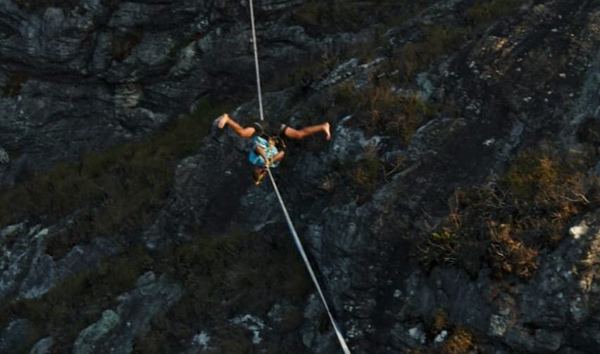 Barão de Cocais recebe o Festival Cambotas High, maior evento de highline de Minas Gerais