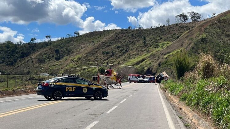 Dois acidentes mobilizam equipes de resgate na BR-262