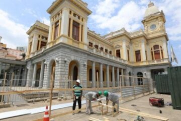 Praça da Estação passa por reforma e obras devem ser finalizadas em 2024