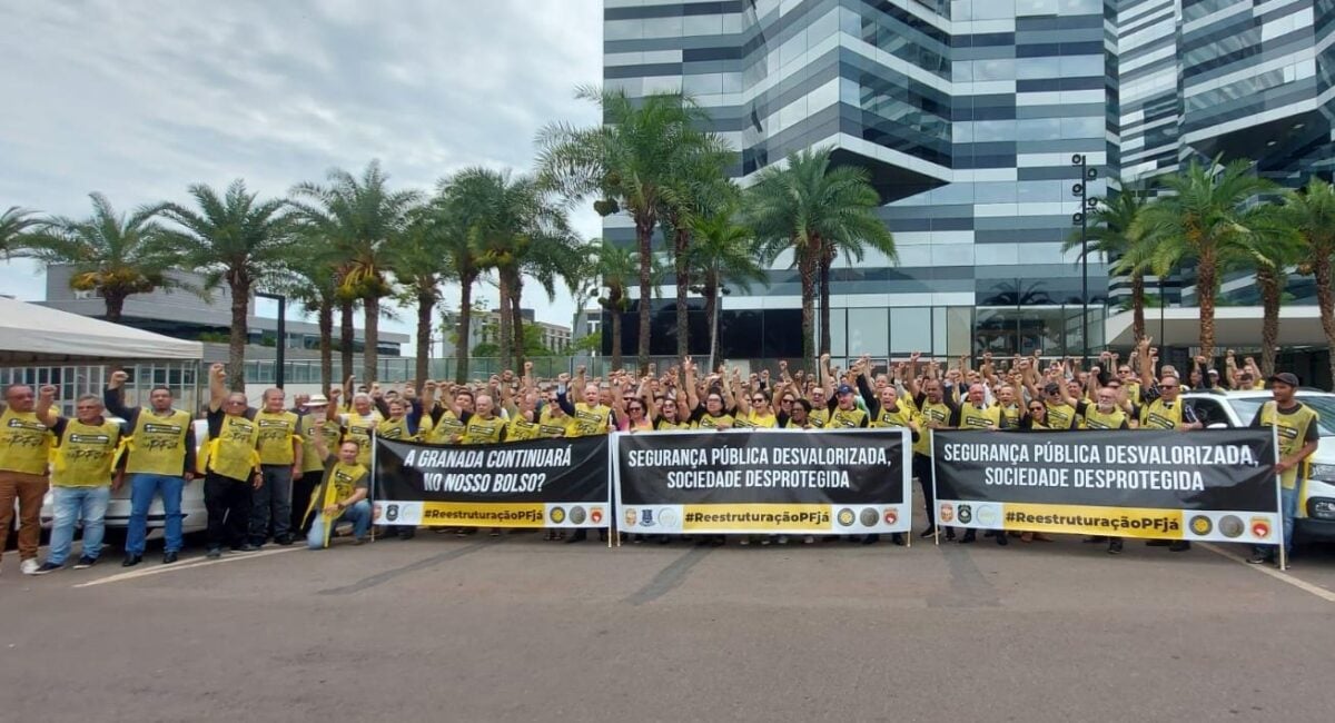 Policiais federais fazem protestos simultâneos em todas as superintendências por reajuste