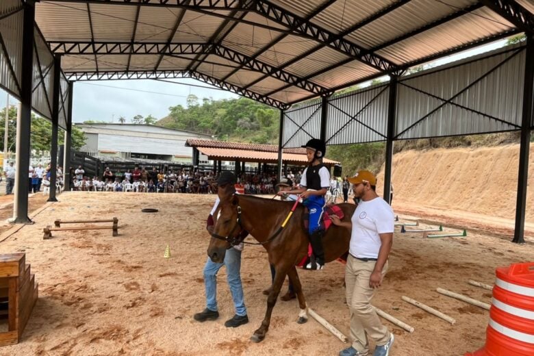 Após reforma e ampliação, São Gonçalo tem novo espaço para Equoterapia