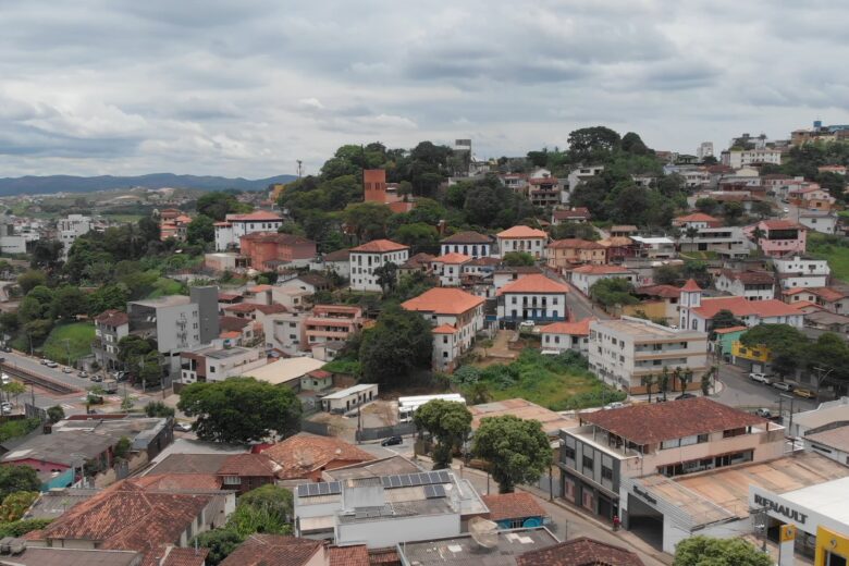 Vai chover? Vai fazer sol? Confira a previsão do tempo para este domingo de eleição!