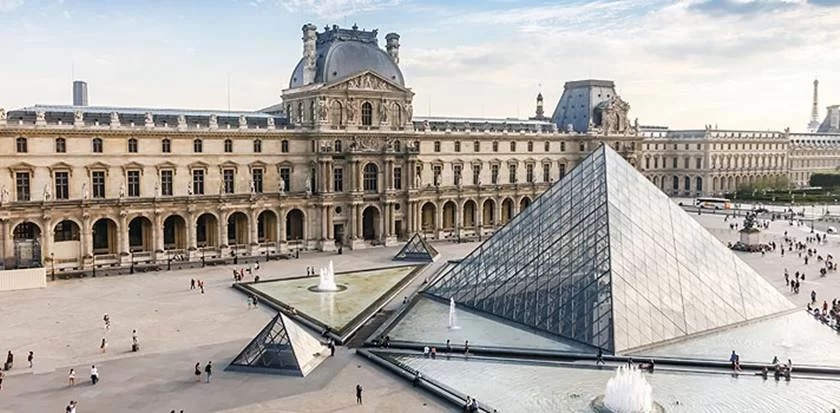 Ameaça de bomba fecha o museu do Louvre em Paris