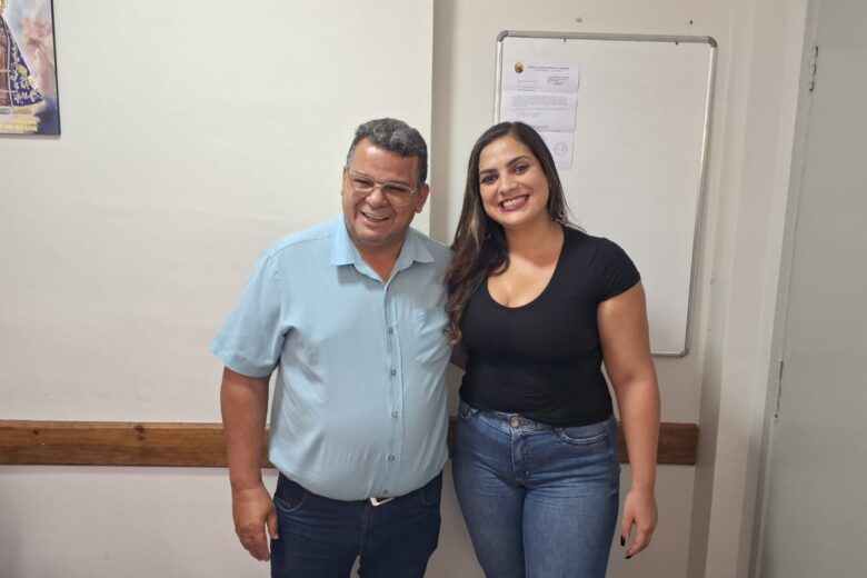 Prima de Marco Antônio Lage, Wanessa Souza será candidata à presidência do PT em Itabira