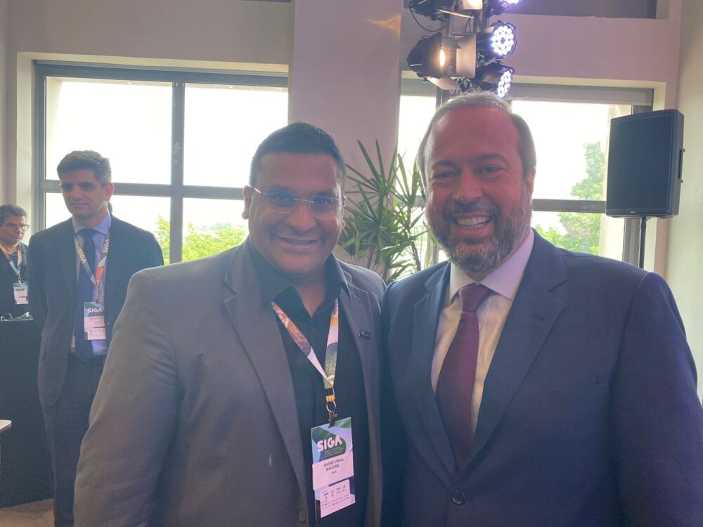 Convidado por André Viana, Alexandre Silveira, ministro de Minas e Energia, deve vir a Itabira