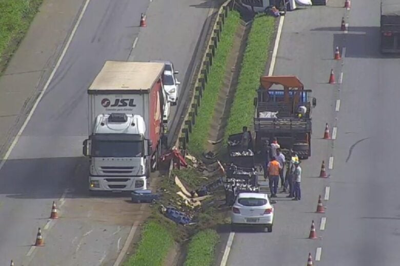 Rodovia Fernão Dias tem três acidentes e pontos de lentidão nesta quarta-feira