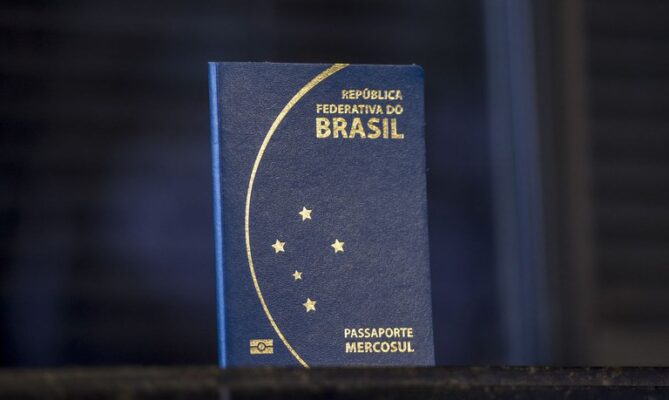 passaporte brasileiro