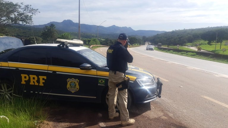 PRF registrou 136 acidentes nas rodovias federais de Minas Gerais no feriado de Nossa Senhora Aparecida