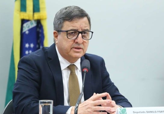 Governo federal vai decidir se muda meta de déficit zero até semana que vem