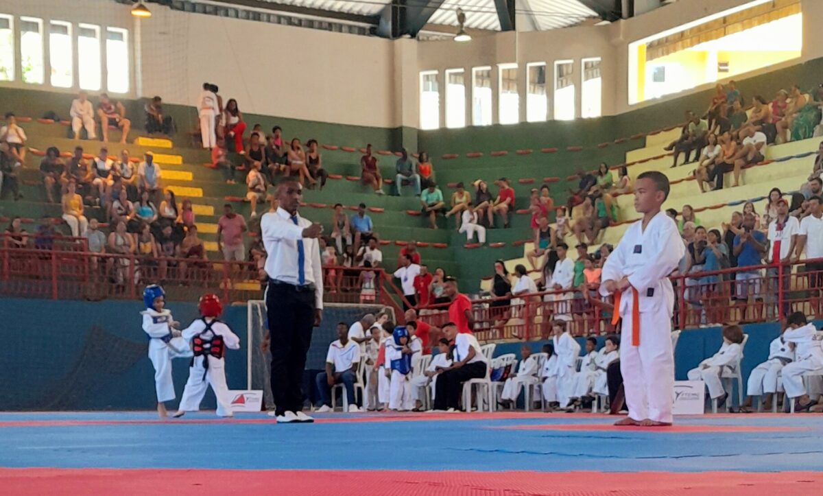 1ª Copa Crianças do Amanhã de Taekwondo reúne mais de 200 atletas em Itabira