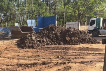 Contaminação da água: após autuação, Minax realiza limpeza do seu terreno; ETA Pureza recebe barreiras de proteção