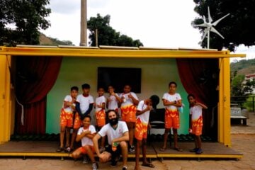 Projeto leva arte e cultura para crianças e adolescentes de Santa Maria de Itabira