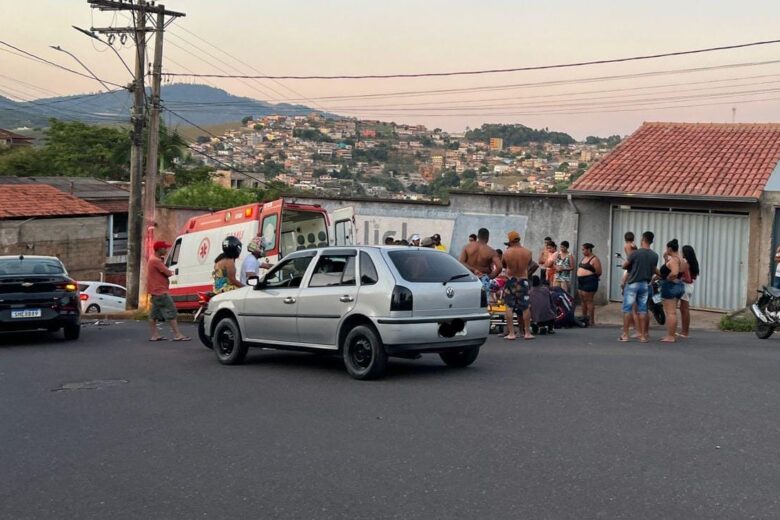 Colisão entre carro e moto deixa piloto ferido no Santa Ruth