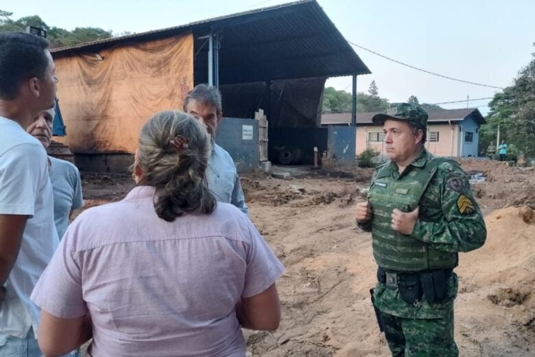 Empresa Minax é autuada e fechada no Distrito Industrial por contaminação da ETA Pureza