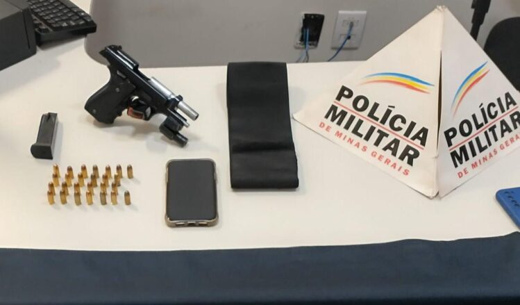 Homem armado com pistola é preso na Avenida Machado de Assis