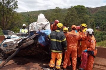 Motorista que causou acidente na BR-381 presta depoimento e é liberado