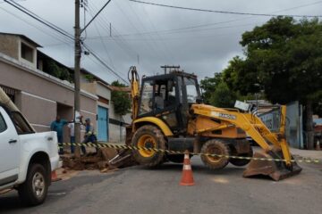 Rompimento de rede interrompe o abastecimento de água em três bairros de Itabira