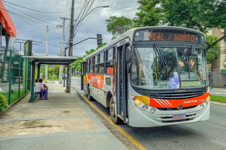 Ônibus de Ipatinga têm horários alterados em férias escolares