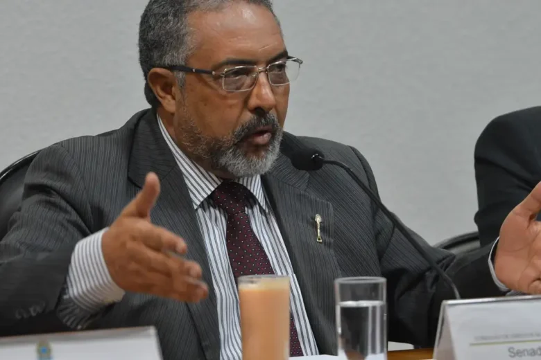 Comissão do Senado aprova redução de jornada sem corte no salário