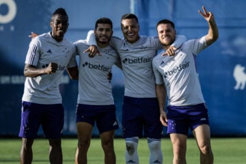 Livre do rebaixamento, Cruzeiro tenta garantir vaga na Sula diante do Palmeiras