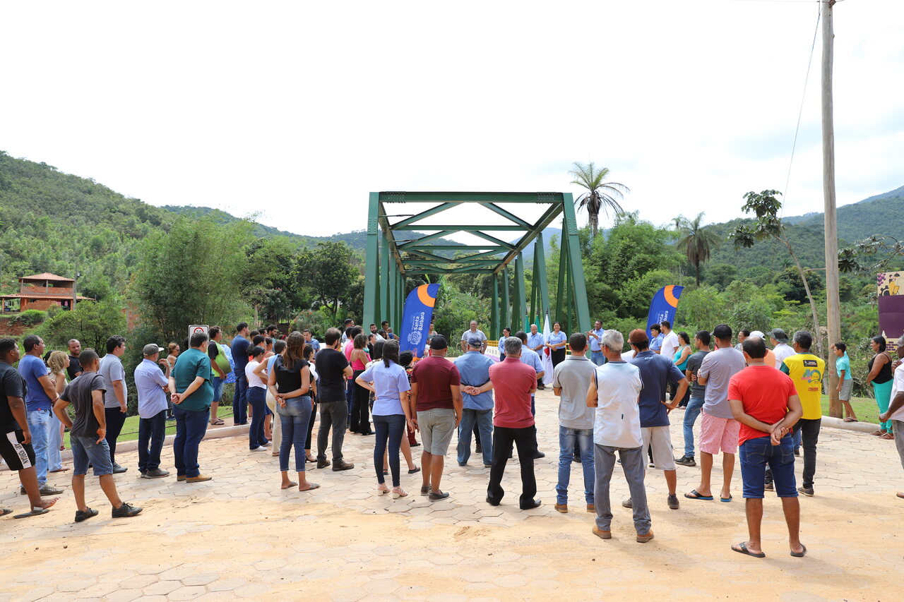 Prefeitura de Santa Bárbara inaugura ponte na comunidade de Paiol