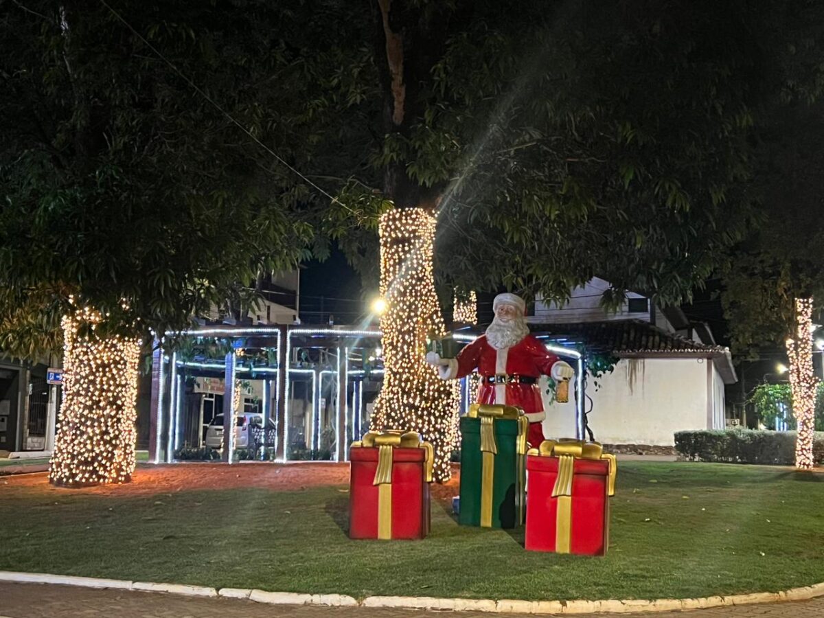 São Gonçalo acende luzes de Natal, realiza cantata e se prepara para receber Papai Noel; saiba mais!