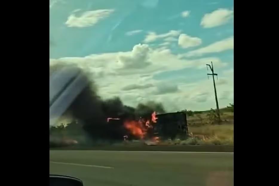 Caminhão do Exército explode em rodovia na fronteira com a Guiana e deixa dois militares feridos