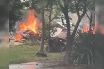 Ao menos cinco pessoas morrem em queda de avião de pequeno porte em Jaboticabal