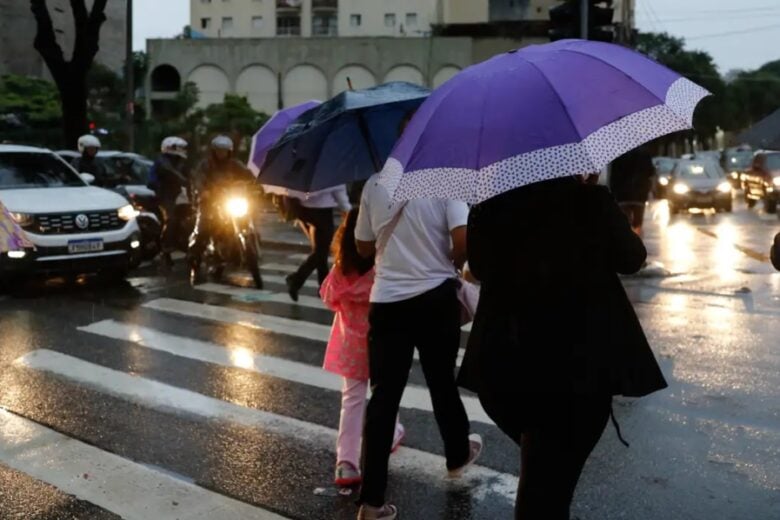 Atenção, isso não é um teste: INMET aponta possibilidade de chuva em Itabira neste sábado