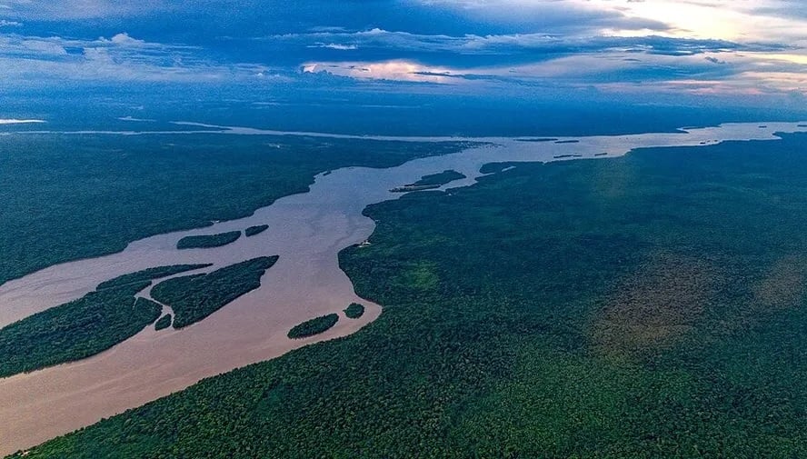 Para invadir a Guiana por terra, a Venezuela teria que passar por Roraima