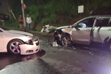 Colisão frontal deixa homem ferido na rua das Margaridas