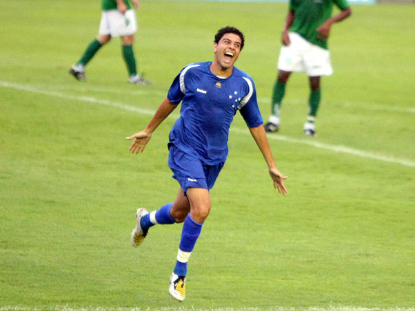 Ipatinga acerta retorno de vice-campeão da Libertadores pelo Cruzeiro