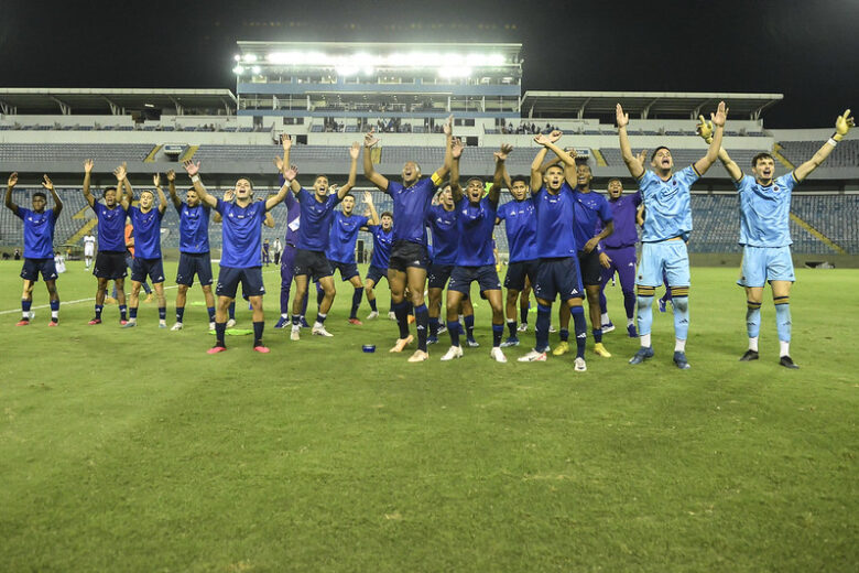 Cruzeiro entra em campo hoje por vaga na final da Copinha; saiba mais