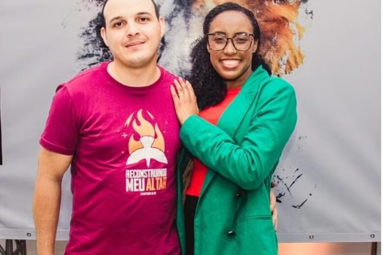 ‘Morreu como herói’, diz cantora Sulamita Alves sobre morte de marido afogado