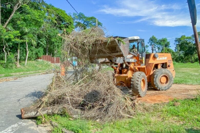 Após fortes chuvas, Prefeitura de Ipatinga intensifica mutirões de limpeza em regiões afetadas