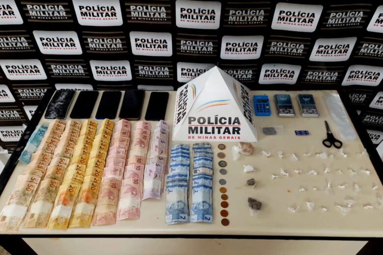 Polícia Militar de João Monlevade prende quatro homens e uma mulher por tráfico de drogas