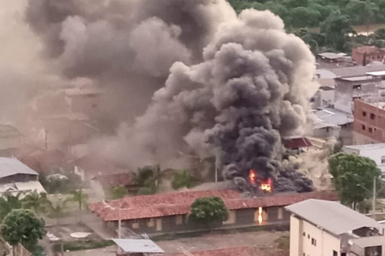 Incêndio atinge escola em Nova Era