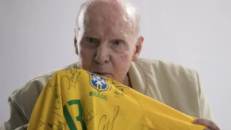 Único tetracampeão mundial, Zagallo morre aos 92 anos no Rio de Janeiro