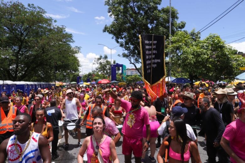 Atenção, foliões: calor intenso e chuvas isoladas devem predominar em BH e cidades históricas