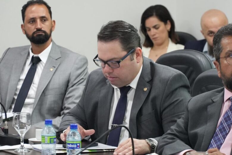 Deputados bolsonaristas abrem representação contra Lula no Tribunal de Haia