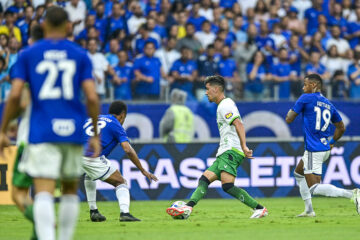 Clássico dos invictos: Cruzeiro e América se enfrentam em busca da melhor campanha no Mineiro