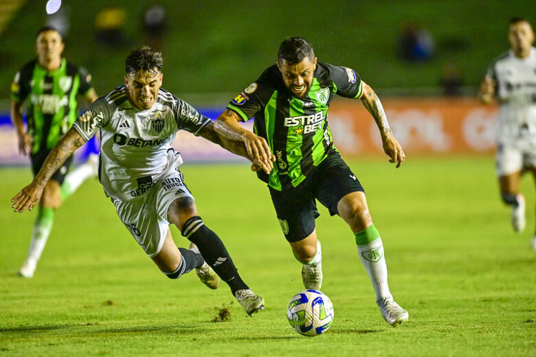 Tarde de clássico: Coelho e Galo medem forças em busca da classificação às semis do Mineiro