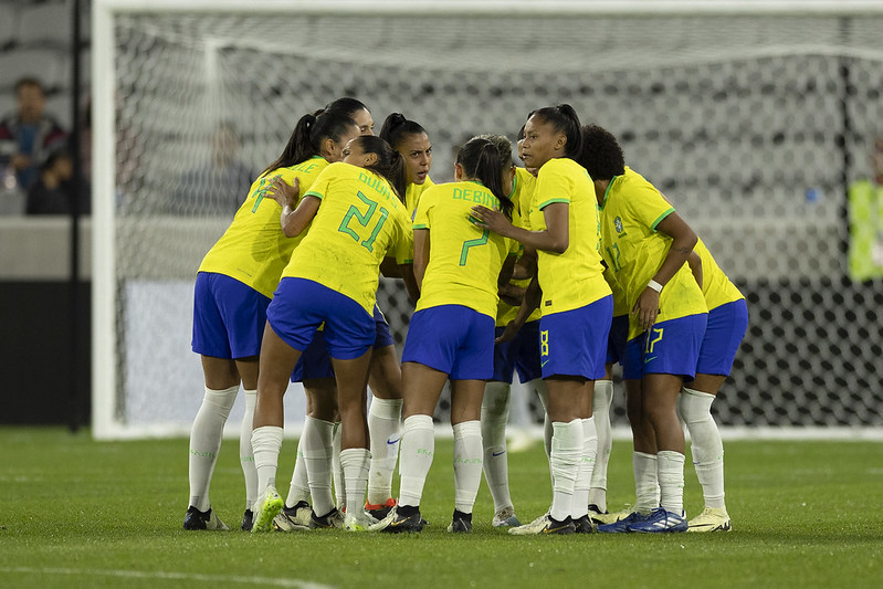 Primeira convocação de Arthur Elias na seleção brasileira feminina