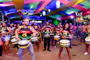 Tambores do Morro e Zueirada agitaram o Carnaval de São Gonçalo; confira a galeria de fotos