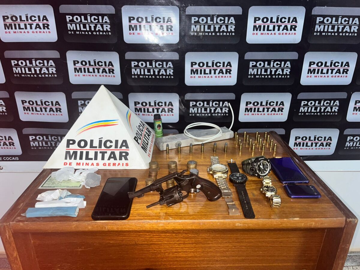 Barão de Cocais: dois homens são presos com arma de fogo, munições e artefatos explosivos