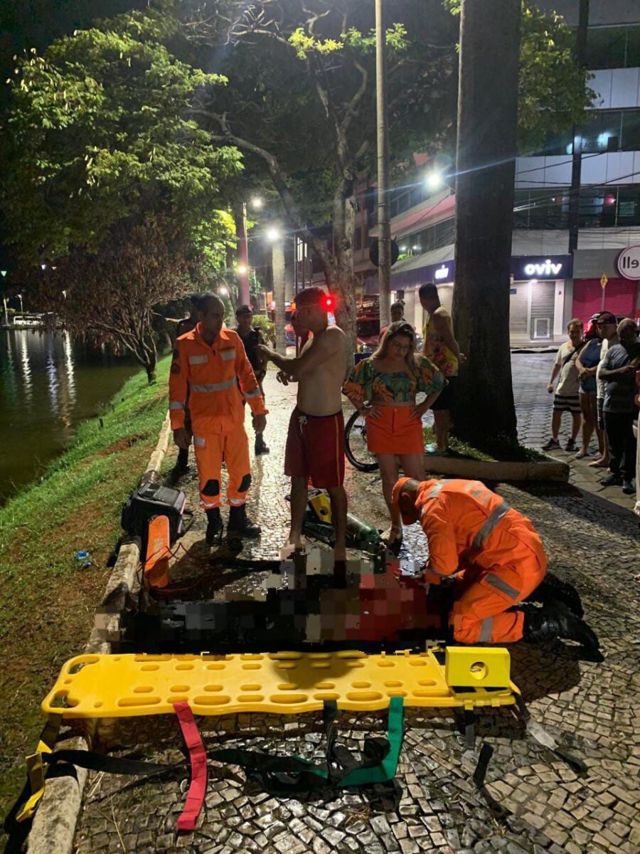 Bombeiros resgatam com vida vítima de afogamento, em Sete Lagoas