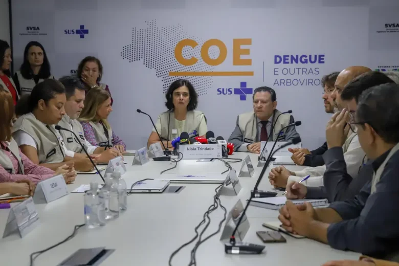 Ministério da Saúde pretende ampliar oferta da vacina contra dengue