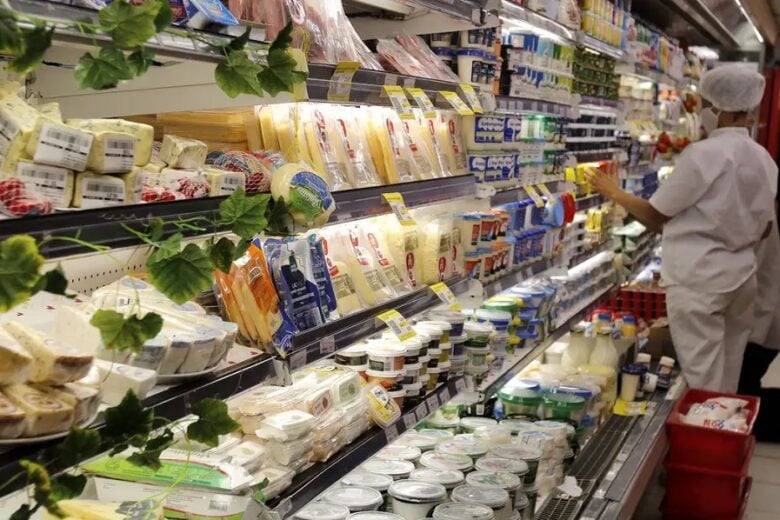 Anvisa: 28% dos alimentos industrializados têm sódio em excesso