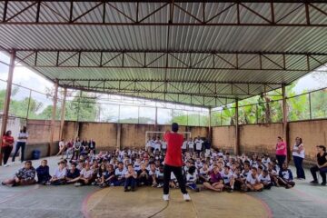 Rapper Thiago SKP e FCCDA realizam projeto de iniciação literária em cinco escolas de Itabira